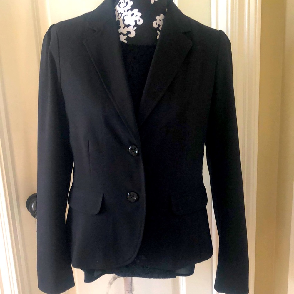 George blazer two front pockets